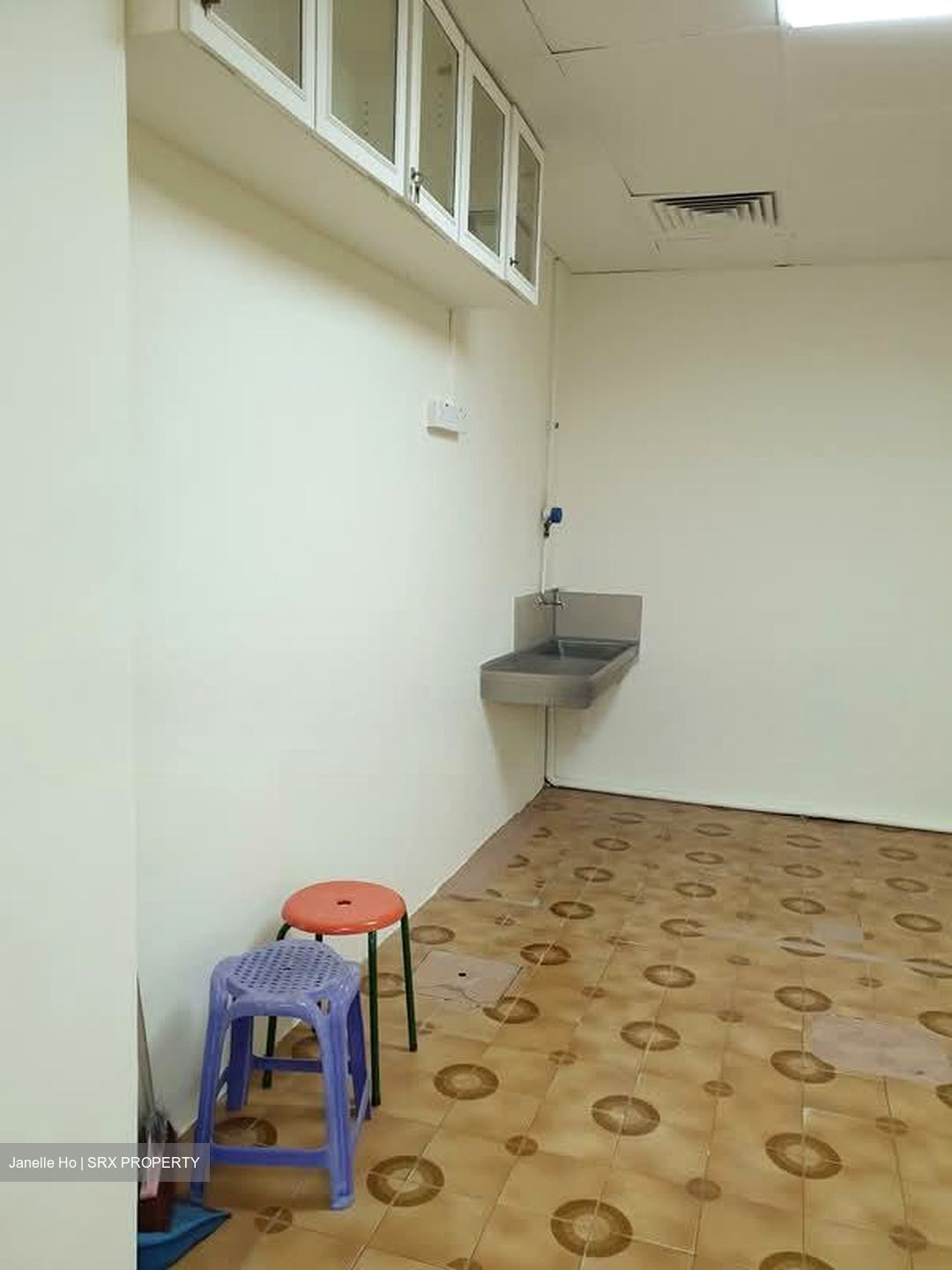 People's Park Complex (D1), Office #557278281
